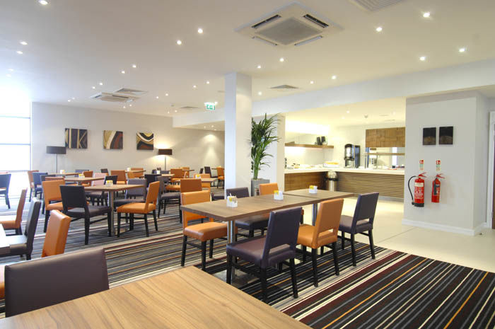Express M6, J10 By Ihg Отель 3*